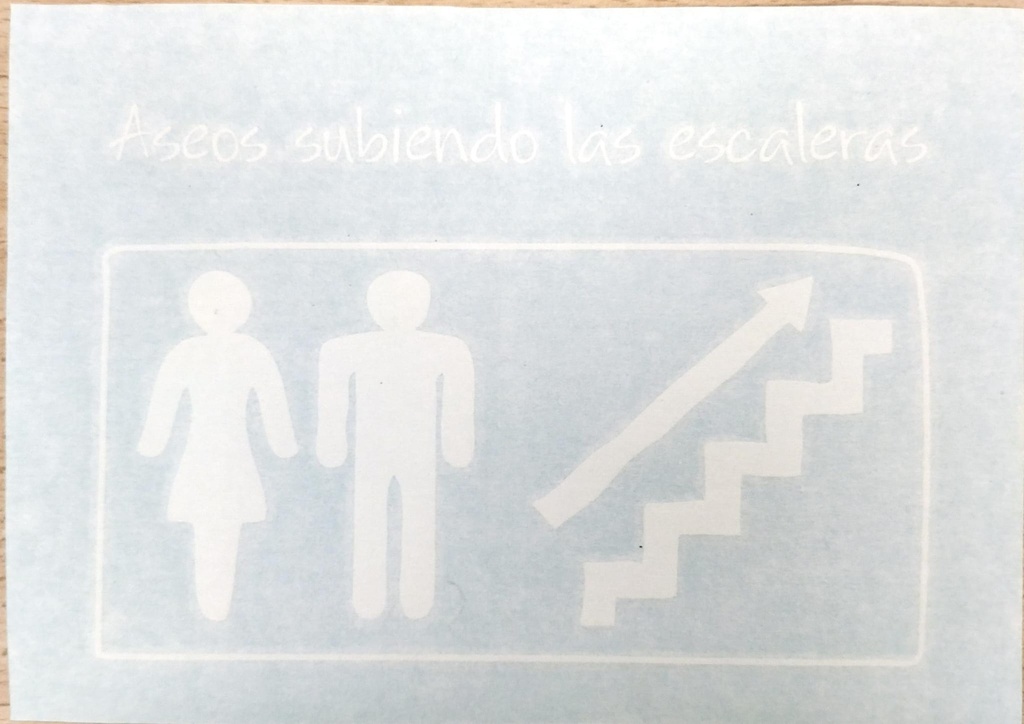 Aseo subiendo escaleras derecha